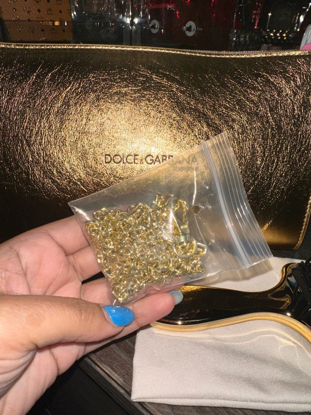 New Dolce & Gabbana The One Clutch & Hairbrush, Limited Edition - Picture 13 of 14
